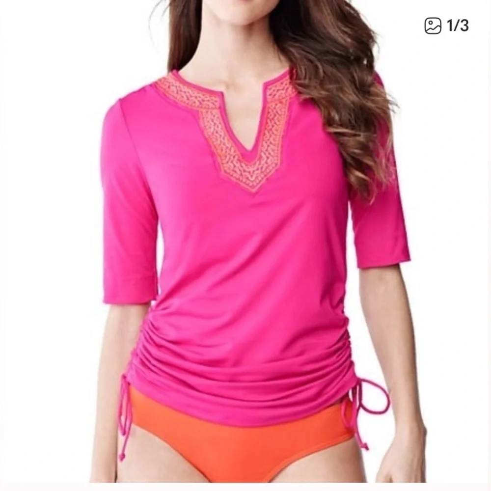 Lands' End women's XS 2-4 pink short sleeve v-neck rash guard swim shirt top